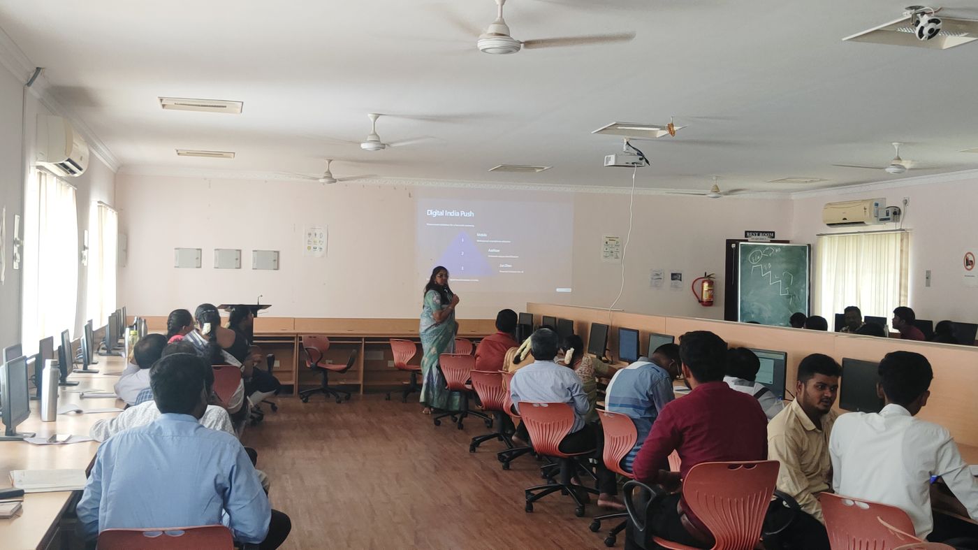 Corporate training session β Digital India module